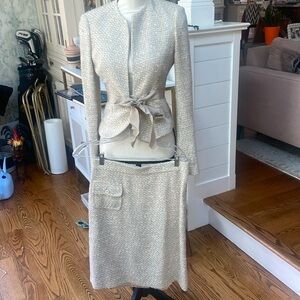 Pretty Monique Lhullier Suit Size 6.